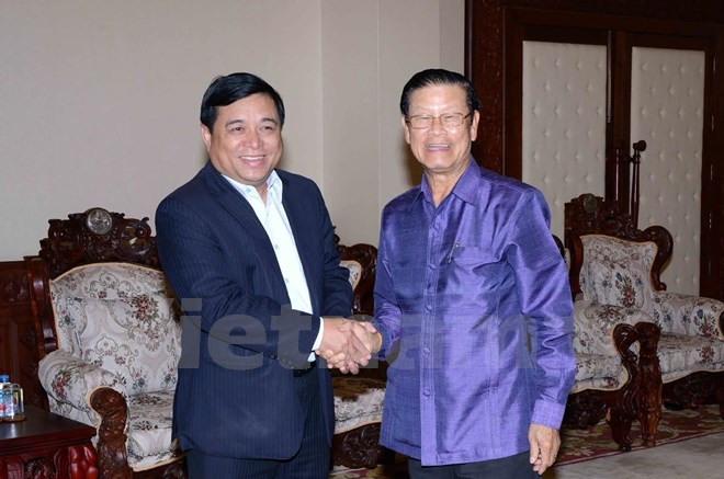 Une délégation du ministère vietnamien du Plan et de l'Investissement au Laos ảnh 1 Une délégation du ministère vietnamien du Plan et de l'Investissement au Laos ảnh 1