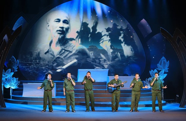 Un programme artistique spécial marque l'anniversaire du président Ho Chi Minh ảnh 1 Un programme artistique spécial marque l'anniversaire du président Ho Chi Minh ảnh 1