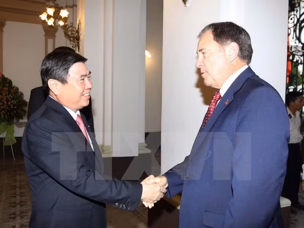 HCM-Ville et Utah promeuvent leur coopération dans le commerce et les hautes technologies ảnh 1