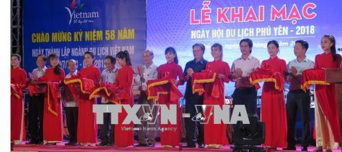 Ouverture de la fête touristique "Phu Yen, destination attrayante et hospitalière" ảnh 1 Ouverture de la fête touristique "Phu Yen, destination attrayante et hospitalière" ảnh 1