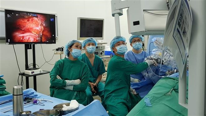 Premiers prélèvements rénaux robotisés de donneurs vivants au Vietnam ảnh 1 Premiers prélèvements rénaux robotisés de donneurs vivants au Vietnam ảnh 1