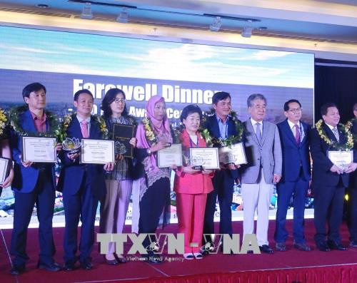 Hanoï et Hô Chi Minh-Ville reçoivent le prix de la meilleure campagne marketing du TPO ảnh 1 Hanoï et Hô Chi Minh-Ville reçoivent le prix de la meilleure campagne marketing du TPO ảnh 1