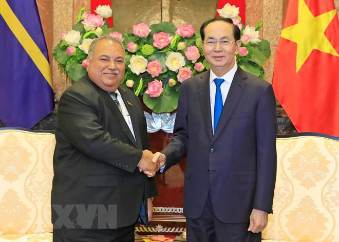 Le président Tran Dai Quang reçoit son homologue de la République de Nauru ảnh 1 Le président Tran Dai Quang reçoit son homologue de la République de Nauru ảnh 1