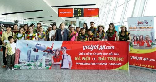 Vietjet Air effectue son premier vol sur la ligne Hanoï - Taichung ảnh 1