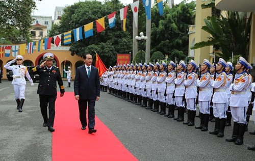 À Hai Phong, le président parle de ville intelligente et souveraineté maritime ảnh 2 À Hai Phong, le président parle de ville intelligente et souveraineté maritime ảnh 2