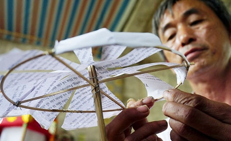 Les artisans de jouets traditionnels sous pression ảnh 2 Les artisans de jouets traditionnels sous pression ảnh 2