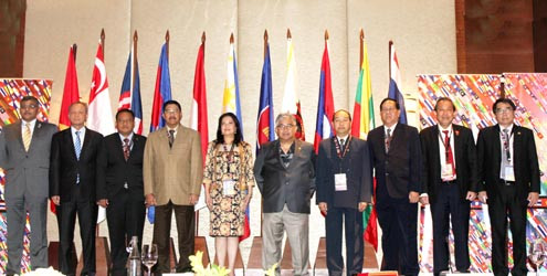 Les responsables des cours suprêmes de l'ASEAN attendus au Vietnam ảnh 1 Les responsables des cours suprêmes de l'ASEAN attendus au Vietnam ảnh 1