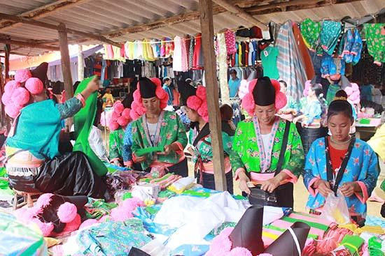 Les cultures des ethnies minoritaires de la province de Son La présentées à Hanoï ảnh 1 Les cultures des ethnies minoritaires de la province de Son La présentées à Hanoï ảnh 1