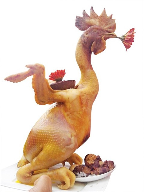 Un coq de culte sur l’autel des ancêtres, tout un art à Hà Tinh ảnh 1 Un coq de culte sur l’autel des ancêtres, tout un art à Hà Tinh ảnh 1