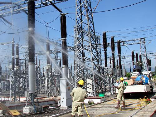 Près de 941 millions de dollars pour améliorer la transmission d’électricité en 2017 ảnh 1 Près de 941 millions de dollars pour améliorer la transmission d’électricité en 2017 ảnh 1