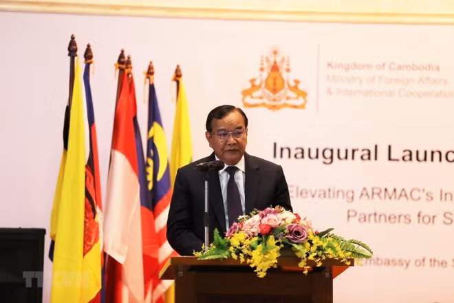 Le Cambodge s'engage à renforcer la centralité de l'ASEAN ảnh 1