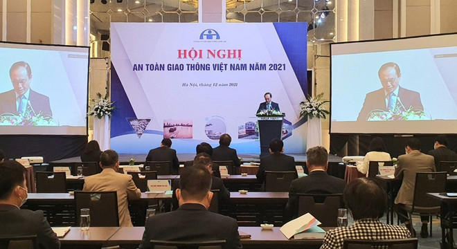 Efforts continus pour assurer la sécurité routière ảnh 2