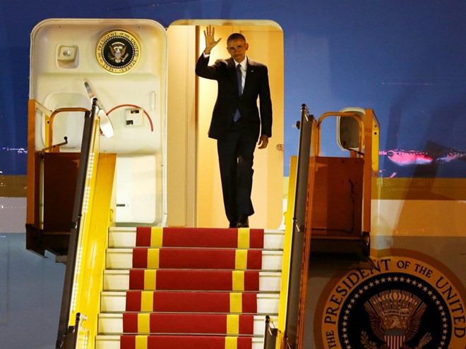 Le président américain Barack Obama entame sa visite officielle au Vietnam ảnh 1 Le président américain Barack Obama entame sa visite officielle au Vietnam ảnh 1