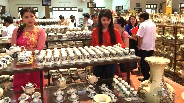 Naissance d’un conseil pour le développement de la céramique de Chu Dâu ảnh 1 Naissance d’un conseil pour le développement de la céramique de Chu Dâu ảnh 1