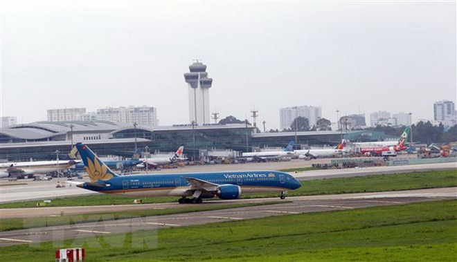 Plus de 87 millions de passagers accueillis par les aéroports vietnamiens en dix mois ảnh 1 Plus de 87 millions de passagers accueillis par les aéroports vietnamiens en dix mois ảnh 1