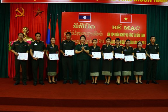 Musée: un cours de formation en faveur de cadres laotiens ảnh 1 Musée: un cours de formation en faveur de cadres laotiens ảnh 1
