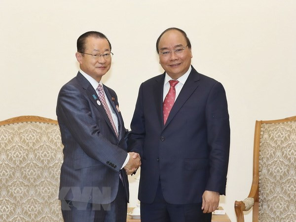 Nguyen Xuan Phuc reçoit une délégation de la Chambre des représentants du Japon ảnh 1 Nguyen Xuan Phuc reçoit une délégation de la Chambre des représentants du Japon ảnh 1