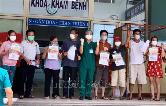 COVID-19 : dix nouveaux patients à Da Nang annoncés guéris ảnh 1