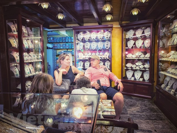 Le Vietnam cible environ 13 millions de visiteurs étrangers cette année ảnh 2