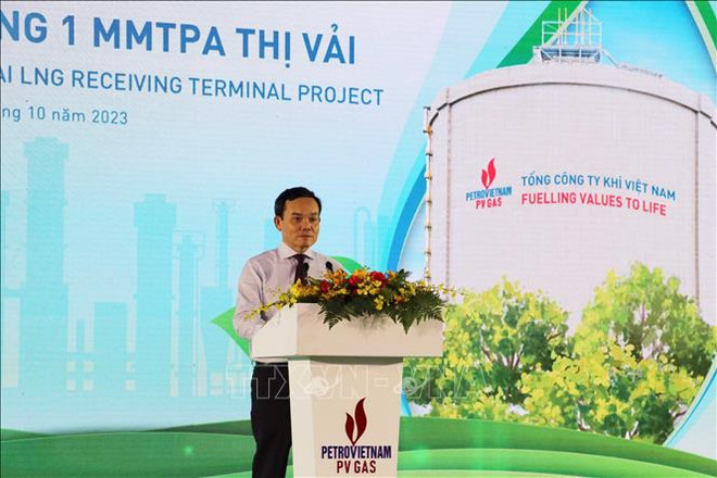 Le terminal de transbordement et de stockage de GNL le plus grand du Vietnam mène officiellement l’exploitation commerciale ảnh 2 Le terminal de transbordement et de stockage de GNL le plus grand du Vietnam mène officiellement l’exploitation commerciale ảnh 2