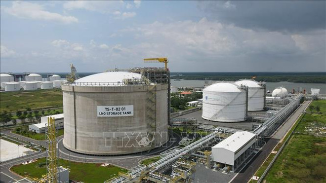 Le terminal de transbordement et de stockage de GNL le plus grand du Vietnam mène officiellement l’exploitation commerciale ảnh 1 Le terminal de transbordement et de stockage de GNL le plus grand du Vietnam mène officiellement l’exploitation commerciale ảnh 1