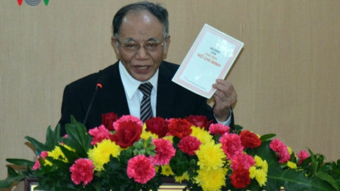 Le professeur Hoàng Chi Bao parle de l’exemple moral du Président Hô Chi Minh ảnh 1 Le professeur Hoàng Chi Bao parle de l’exemple moral du Président Hô Chi Minh ảnh 1