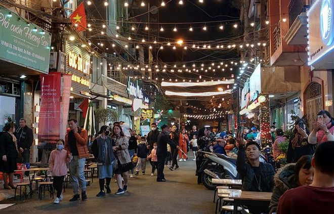 Hanoi a une nouvelle rue pour le marché nocture gastronomique ảnh 1 Hanoi a une nouvelle rue pour le marché nocture gastronomique ảnh 1