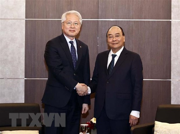 Le président vietnamien rencontre des dirigeants de grands groupes sud-coréens ảnh 3 Le président vietnamien rencontre des dirigeants de grands groupes sud-coréens ảnh 3