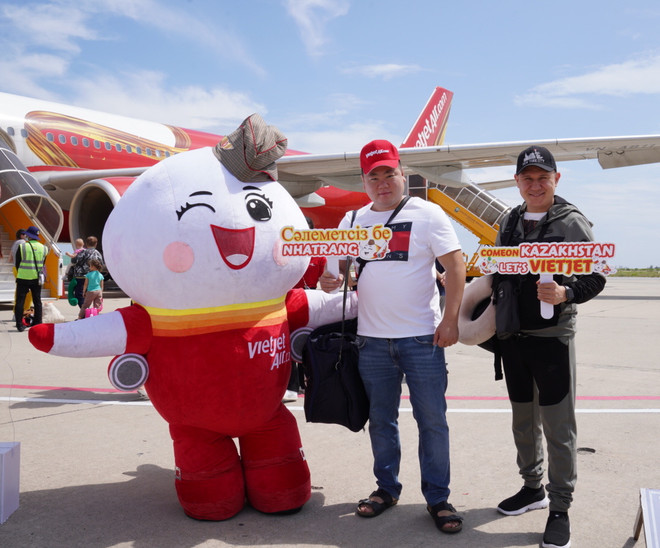 Vietjet Air ouvre un vol direct entre Nha Trang et Astana (Kazakhstan) ảnh 2 Vietjet Air ouvre un vol direct entre Nha Trang et Astana (Kazakhstan) ảnh 2