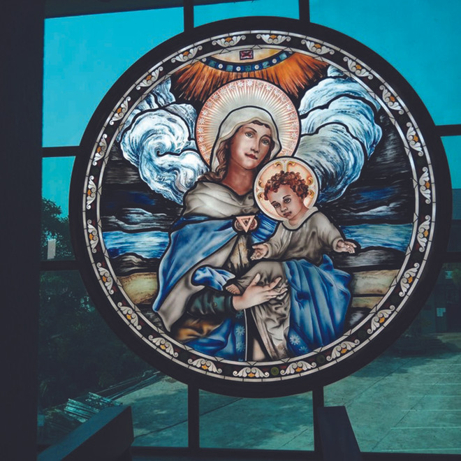 Un artisan qui donne naissance aux vitraux "made in Vietnam" ảnh 2 Un artisan qui donne naissance aux vitraux "made in Vietnam" ảnh 2