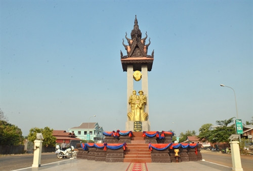 La restauration du monument de l’amitié Vietnam-Cambodge dans la province de Preah Vihear achevée ảnh 1 La restauration du monument de l’amitié Vietnam-Cambodge dans la province de Preah Vihear achevée ảnh 1