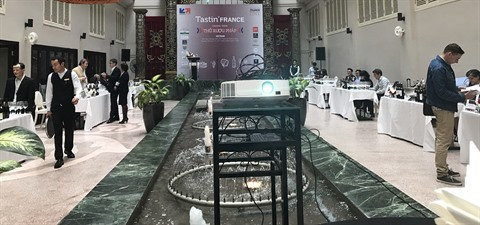 "French Wine Tasting" 2017 : les producteurs de vins rassemblés à Hanoï ảnh 2 "French Wine Tasting" 2017 : les producteurs de vins rassemblés à Hanoï ảnh 2