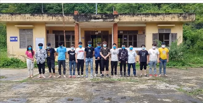 Quinze arrestations pour entrée illégale au Vietnam ảnh 1 Quinze arrestations pour entrée illégale au Vietnam ảnh 1