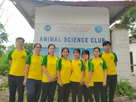 Le club de science animale où la passion de l’agriculture déploie ses ailes ảnh 1 Le club de science animale où la passion de l’agriculture déploie ses ailes ảnh 1