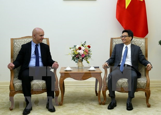 Le vice-PM Vu Duc Dam reçoit le secrétaire général de l’AISS ảnh 1 Le vice-PM Vu Duc Dam reçoit le secrétaire général de l’AISS ảnh 1