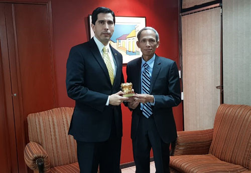 Le Vietnam et le Paraguay intensifient leur coopération ảnh 1 Le Vietnam et le Paraguay intensifient leur coopération ảnh 1