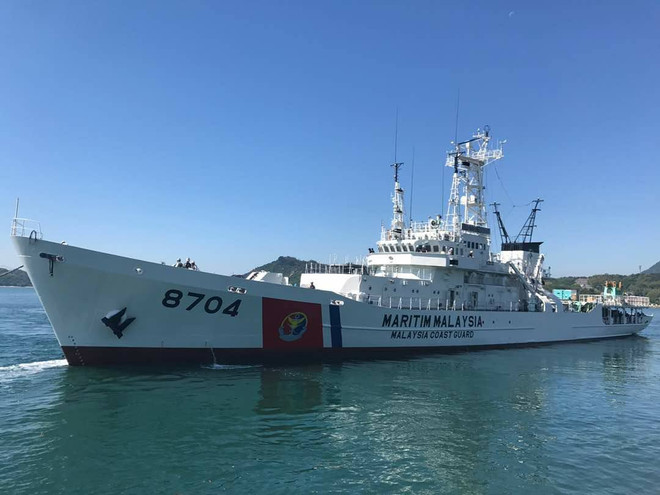 Pêche illicite : la Malaisie effectue des exercices de tir en mer à balles réelles ảnh 1