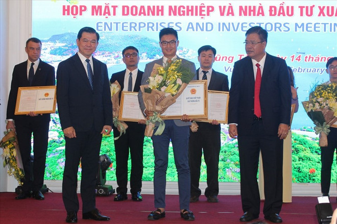 Ba Ria-Vung Tau: remise des licences d’investissement à 9 projets ảnh 1 Ba Ria-Vung Tau: remise des licences d’investissement à 9 projets ảnh 1