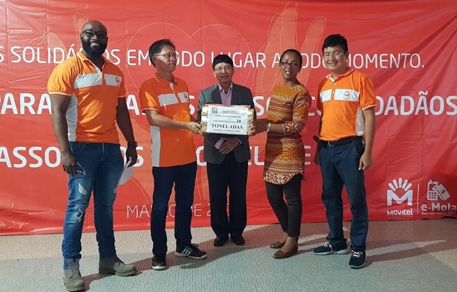 La coentreprise de Viettel au Mozambique soutient les habitants après le typhon Idai ảnh 1
