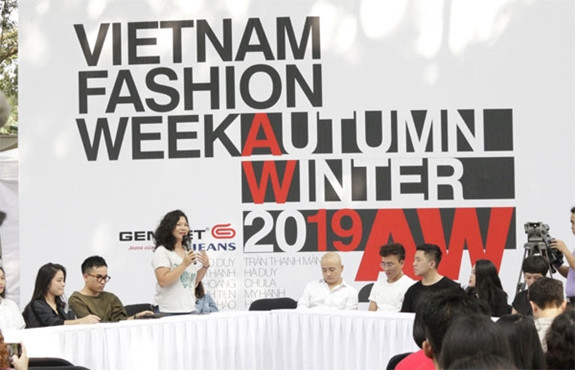 Bientôt la Semaine de la mode automne-hiver 2019 ảnh 1 Bientôt la Semaine de la mode automne-hiver 2019 ảnh 1