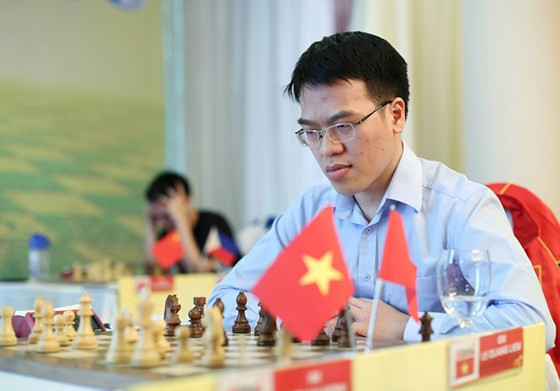 Échecs : Le Quang Liem remporte le titre de champion d’Asie pour la première fois ảnh 1