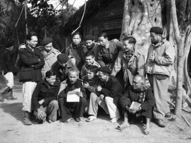 L'application du Testament du Président Ho Chi Minh et les victoires de la révolution vietnamienne ảnh 1 L'application du Testament du Président Ho Chi Minh et les victoires de la révolution vietnamienne ảnh 1