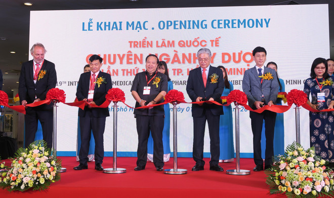 Ouverture de la 19e édition du salon Vietnam Medi-Pharm à Hô Chi Minh-Ville ảnh 1 Ouverture de la 19e édition du salon Vietnam Medi-Pharm à Hô Chi Minh-Ville ảnh 1