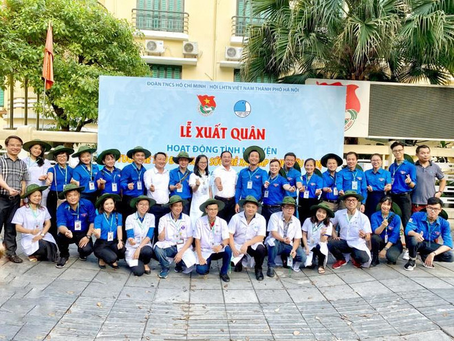 Les jeunes de Hanoï lancent des activités de volontariat au Laos ảnh 1 Les jeunes de Hanoï lancent des activités de volontariat au Laos ảnh 1