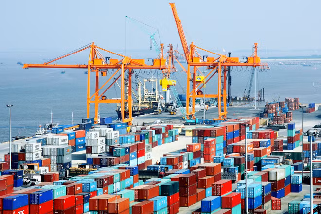 Les exportations atteignent plus de 100 milliards de dollars en cinq mois ảnh 1