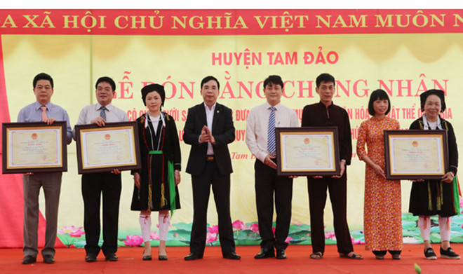 Vinh Phuc : le chant « Soong Cô » inscrit au patrimoine culturel immatériel national ảnh 1 Vinh Phuc : le chant « Soong Cô » inscrit au patrimoine culturel immatériel national ảnh 1