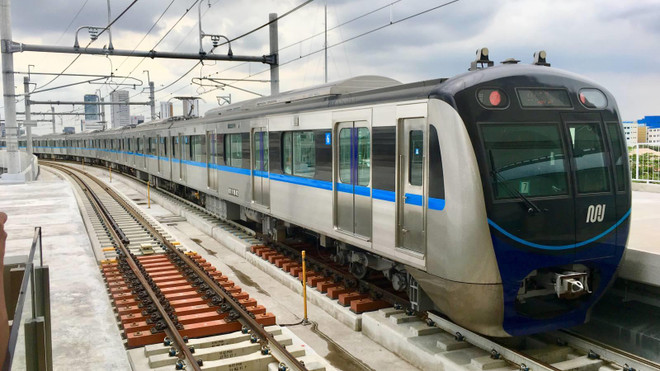 L'Indonésie et le Japon concluent un accord sur la ligne ferroviaire Jakarta-Surabaya ảnh 1 L'Indonésie et le Japon concluent un accord sur la ligne ferroviaire Jakarta-Surabaya ảnh 1