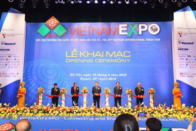Ouverture de la foire Vietnam Expo 2019 à Hanoï ảnh 1