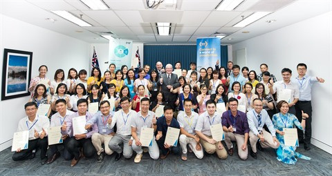 L’ambassadeur australien se félicite des contributions des boursiers vietnamiens ảnh 2 L’ambassadeur australien se félicite des contributions des boursiers vietnamiens ảnh 2