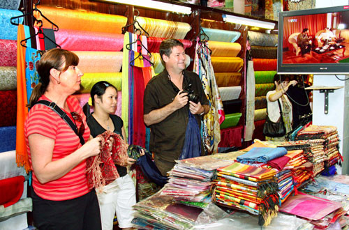 Hanoi veut donner un élan touristique à ses villages de métiers ảnh 2 Hanoi veut donner un élan touristique à ses villages de métiers ảnh 2